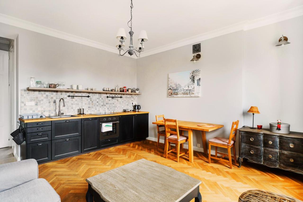 Designer Flat In The Heart Of Old Town Warszawa